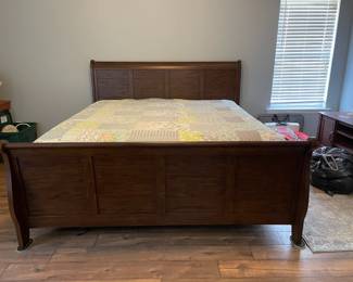 King Size Sleigh Bed
