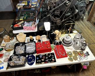 jewelry, ashtray, amber glass scale, dish set