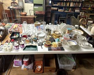 copper pans, hot dog toaster, 