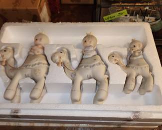 Precious moments Follow the stars