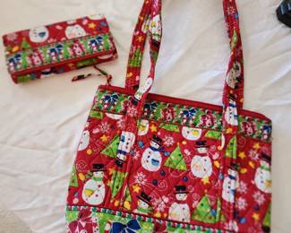 Vera Bradley purse with matching wallet, looks new