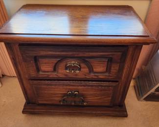 Nightstand 