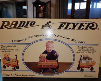 Radio flyer small wagon in the box