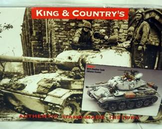 1041	KING & COUNTRY M24 CHAFFEE TANK WINTER CAMO BBA018
