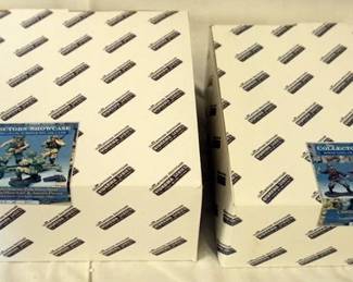 1090	COLLECTORS SHOWCASE WWII MINIATURE SOLDIERS BOXED
