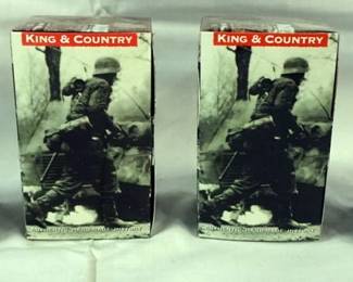 1052	KING & COUNTRY WWII METAL SOLDIERS GROUP OF 4 IN BOXES
