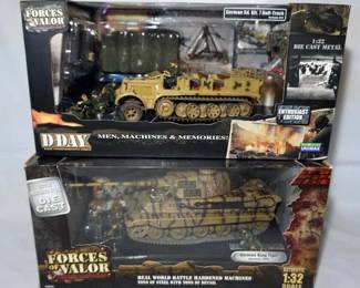 1082	FORCES OF VALOR WWII 1-32 DIECAST METAL LOT OF 2
