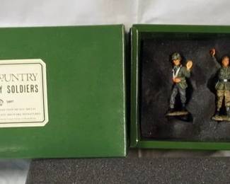 1144	KING & COUNTRY WWII METAL TOY SOLDIERS BOXED  

