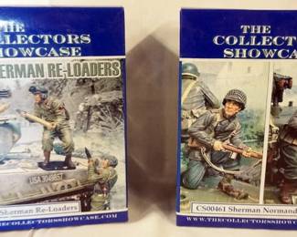 1107	COLLECTORS SHOWCASE WWII MINIATURE SOLDIERS BOXED SETS 
