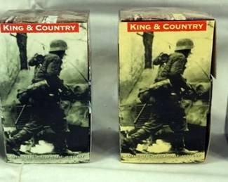 1051	KING & COUNTRY WWII METAL SOLDIERS GROUP OF 4 IN BOXES
