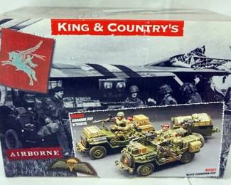 1153	KING & COUNTRY WWII MG 001 RECCE SQUADRON JEEP
