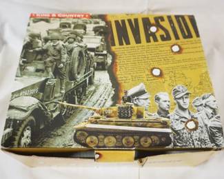 1318	KING & COUNTRY WWII ARMY JEEP
