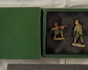 1146	KING & COUNTRY WWII METAL TOY SOLDIERS BOXED DD33
