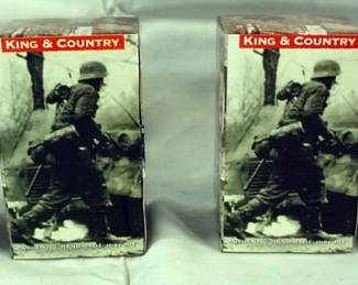 1054	KING & COUNTRY WWII METAL SOLDIERS GROUP OF 4 IN BOXES
