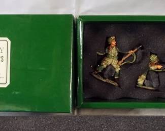 1141	KING & COUNTRY WWII METAL TOY SOLDIERS BOXED DD37
