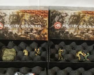 1266	FIGARTI MINIATURES WWII METAL SOLDIERS 2 BOXED SETS ETA-045, ETA-043
