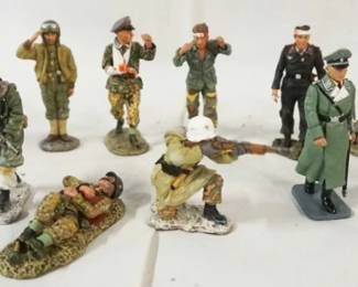 1315	KING & COUNTRY WWII METAL SOLDIERS LOT OF 14
