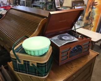 Vintage finds and Record player