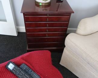 lamp  table  with  drawers