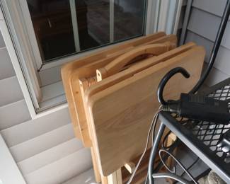tray  tables