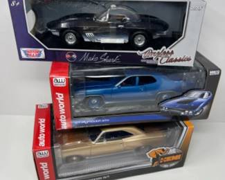(3) NIB Diecast Metal 1/18 Scale Cars - Motor Max & Autoworld