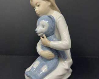 1977 Lladro Nao "Young Girl w/ Teddy Bear" Figurine