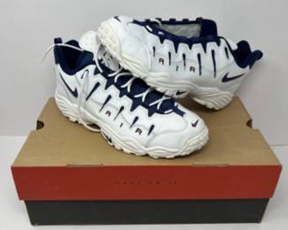 NIB Vintage Nike Air Perish Womens Athletic Shoes Size 11