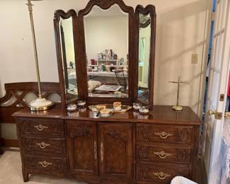 Ladies Dresser and trifold Mirror