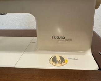 FUTURA sewing machine