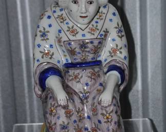 Front Details of The Lovely "Jacqueline" Jug