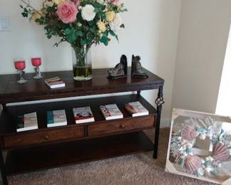 Wood / iron coffee table 