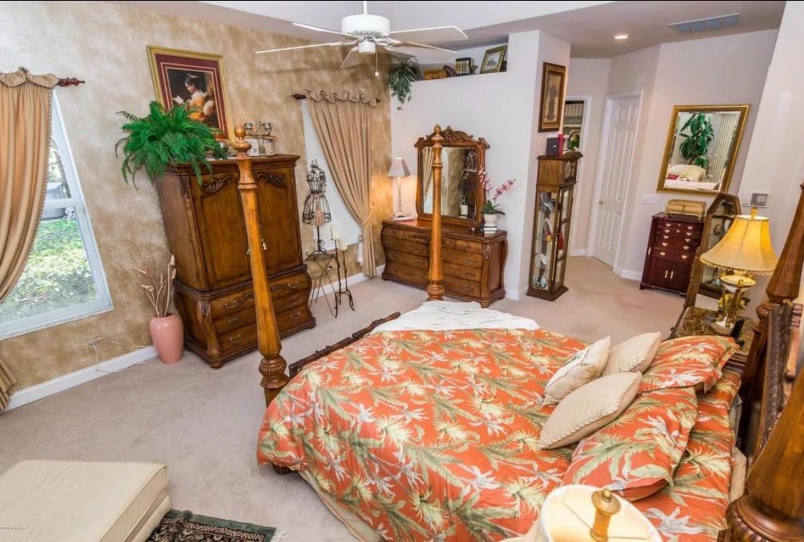 Professional Decorator's Home in Ormond Lakes starts on 12/7/2023