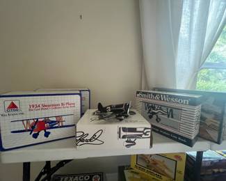Large collection of model and die cast cars, trucks and aircraft