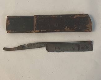 Vintage razor blade by Lee Dist. 