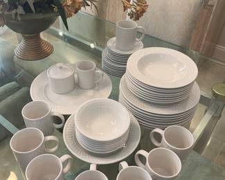 51 piece "Wick" by Oneida 