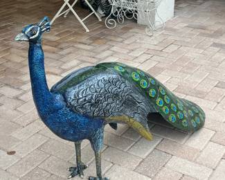 4' Peacock sculpture