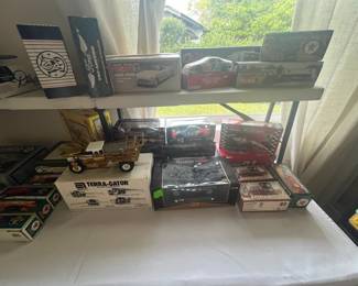 Large collection of model and die cast cars, trucks and aircraft