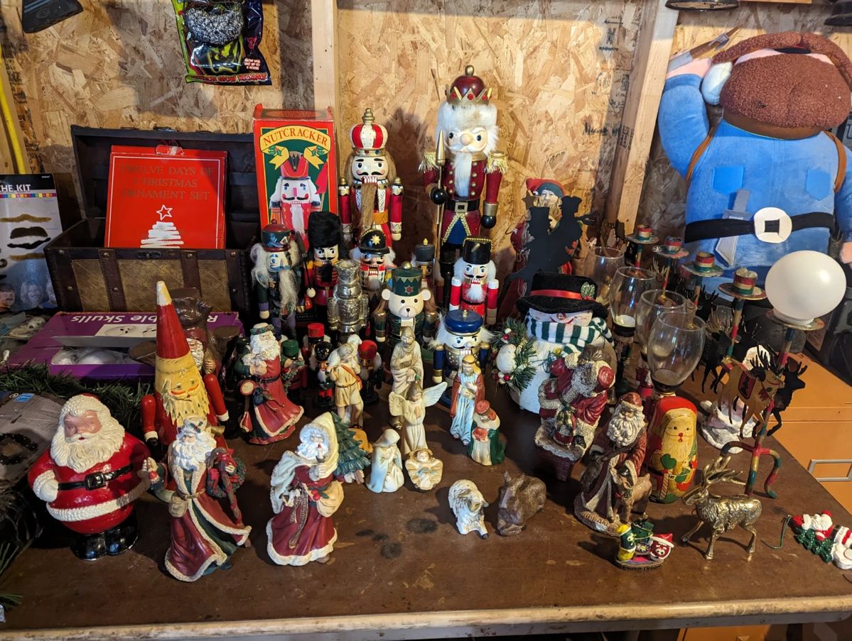 Estate Sale Collectibles Galore! in Monroe, NC starts on 12/8/2023
