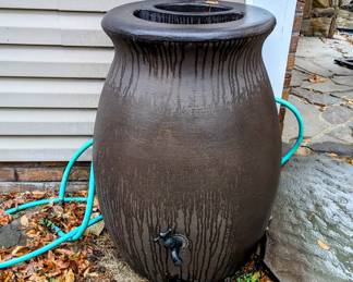 Rain barrel