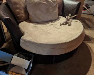 Leather Lounge chair