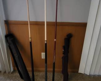 Custom pool cues