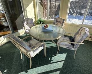BUY IT NOW: Outdoor Patio Set. Table with 4 Chairs. $220