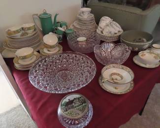 Bone china dinner sets, teasets, crystal bowls .