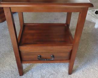 End table.