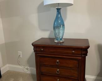 Night stand.