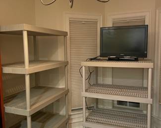 10 Shelving units available