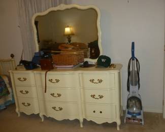 White dresser & mirror