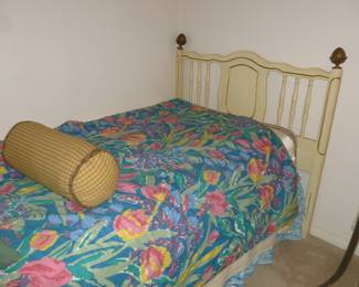 Twin bed