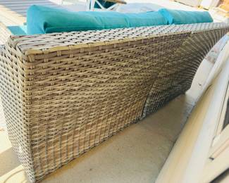 4	$275 
Outdoor sofa 35Dx64Lx29T with coffee table storage 2x2x18H  									
Rug Monaco 5'3""x7'6"" indoor outdoor Coastal Flora		