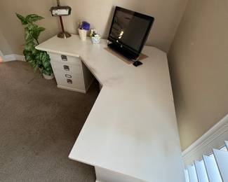24	$295 	
Pottery barn corner white desk with swivel chair 	63x63x23Dx29H	